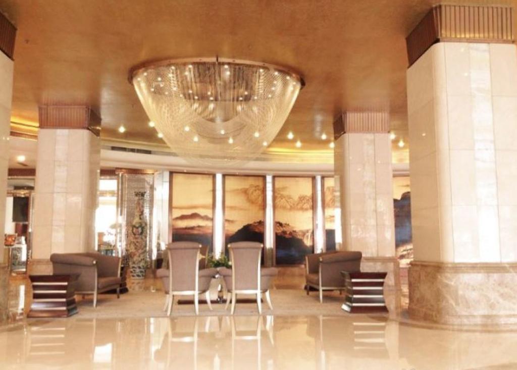 Yunheng Hotel Neijiang Exterior foto